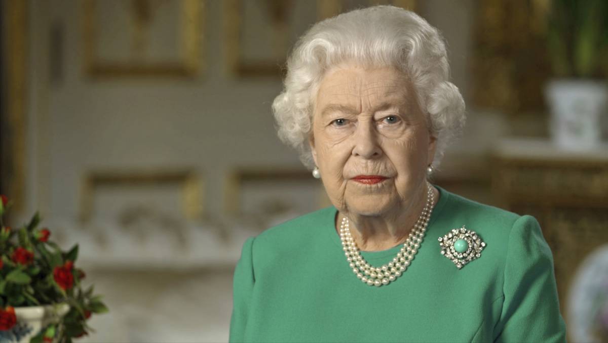 Il discorso della regina Elisabetta in tv: "Se rimarremo uniti vinceremo noi"