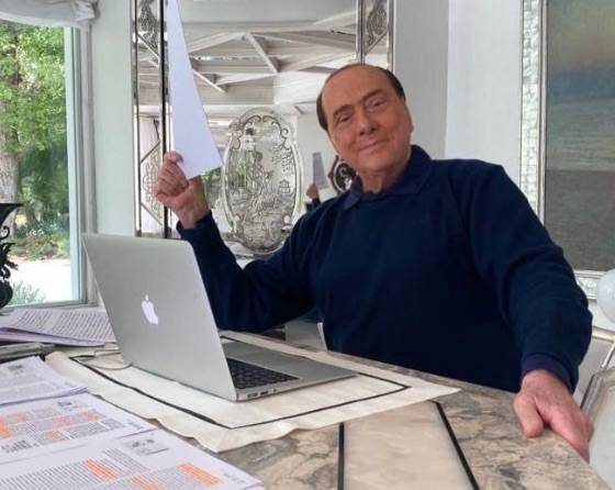 Berlusconi, ok al Mes: "Ma la Ue sia solidale". E si smarca da Salvini