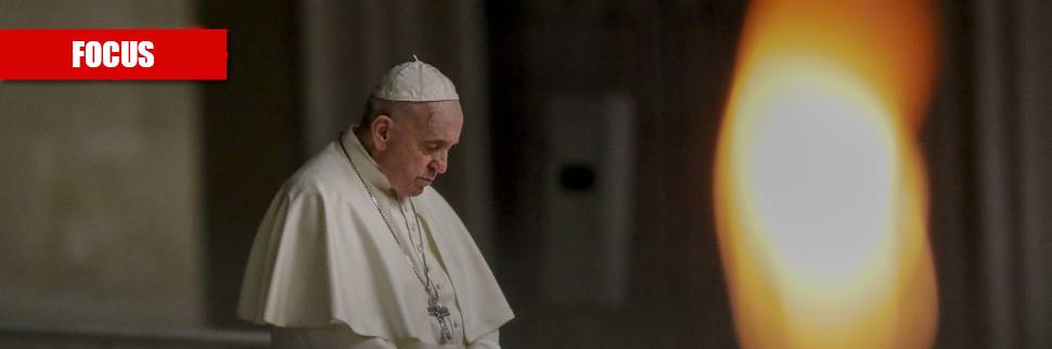 La vera sfida di Papa Francesco: guidare la Chiesa nell'oscurità