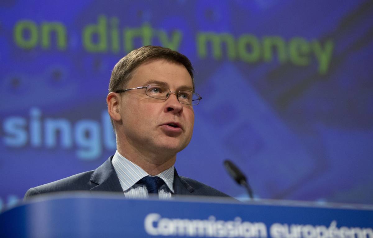 L'Europa mette i paletti: "Aiuti erogati a rate e solo a chi fa le riforme"