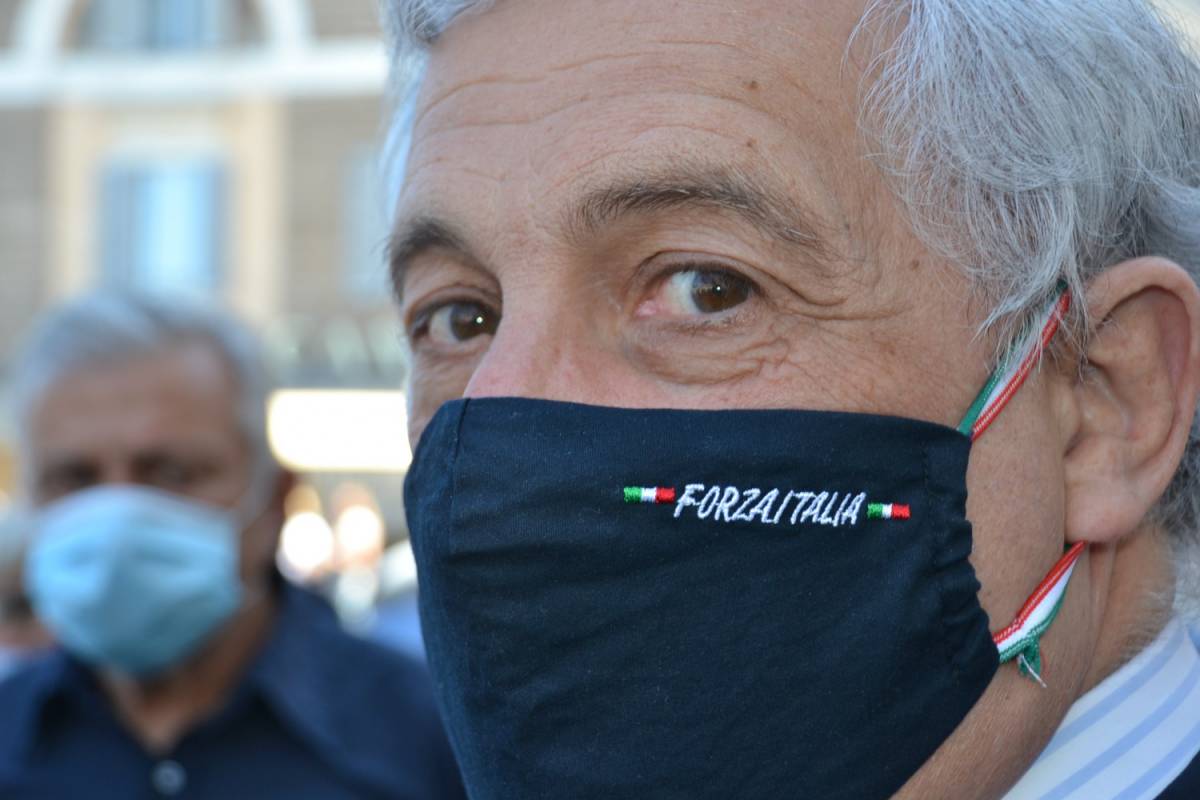 Forza Italia: non accettiamo lezioni la vera sforbiciata è la nostra del 2012