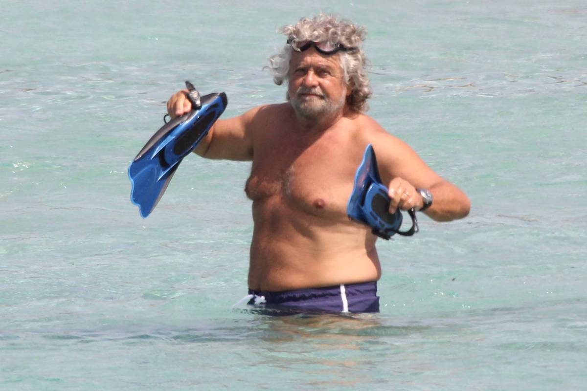 Quelle ecoballe di Beppe Grillo che insultano la storia di destra