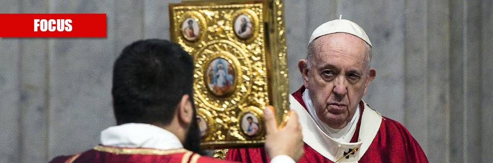 Ecco cosa fa "tremare" il Papa. Quattro "bombe" sul Vaticano