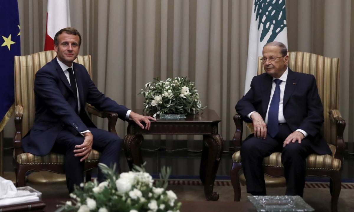 Macron torna a Beirut per la seconda volta e il Libano prova a ripartire col nuovo premier