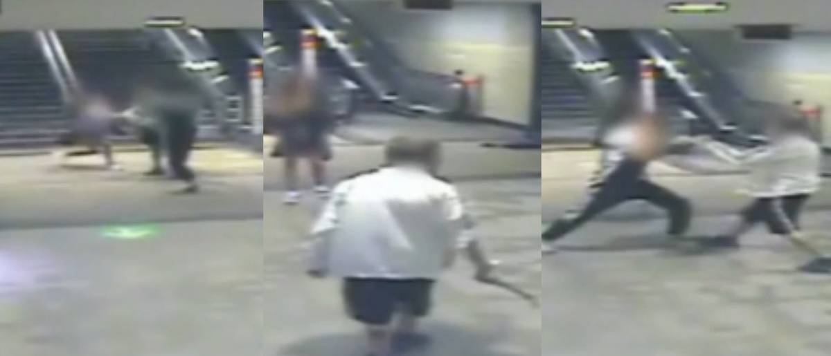 Orrore sulla metro a Torino: ragazzino aggredito con la roncola