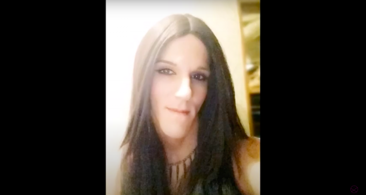 "Satanista e anarchica": la trans candidata sceriffo per il Gop