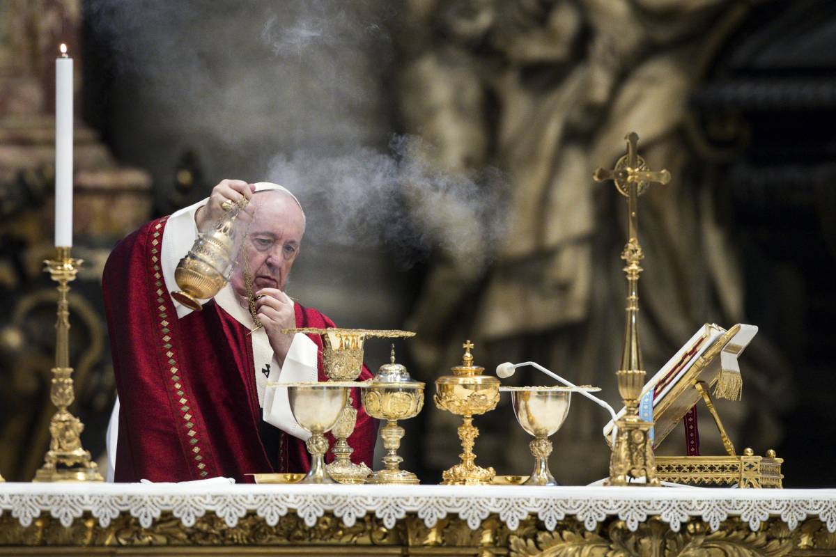 La Chiesa si spacca sui gay "Il Papa vuole uno scisma"