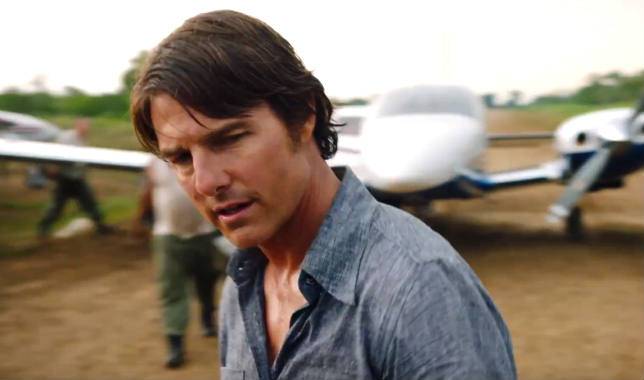 Tom Cruise torna sul set ma tra i malati di Covid. Esplode la polemica