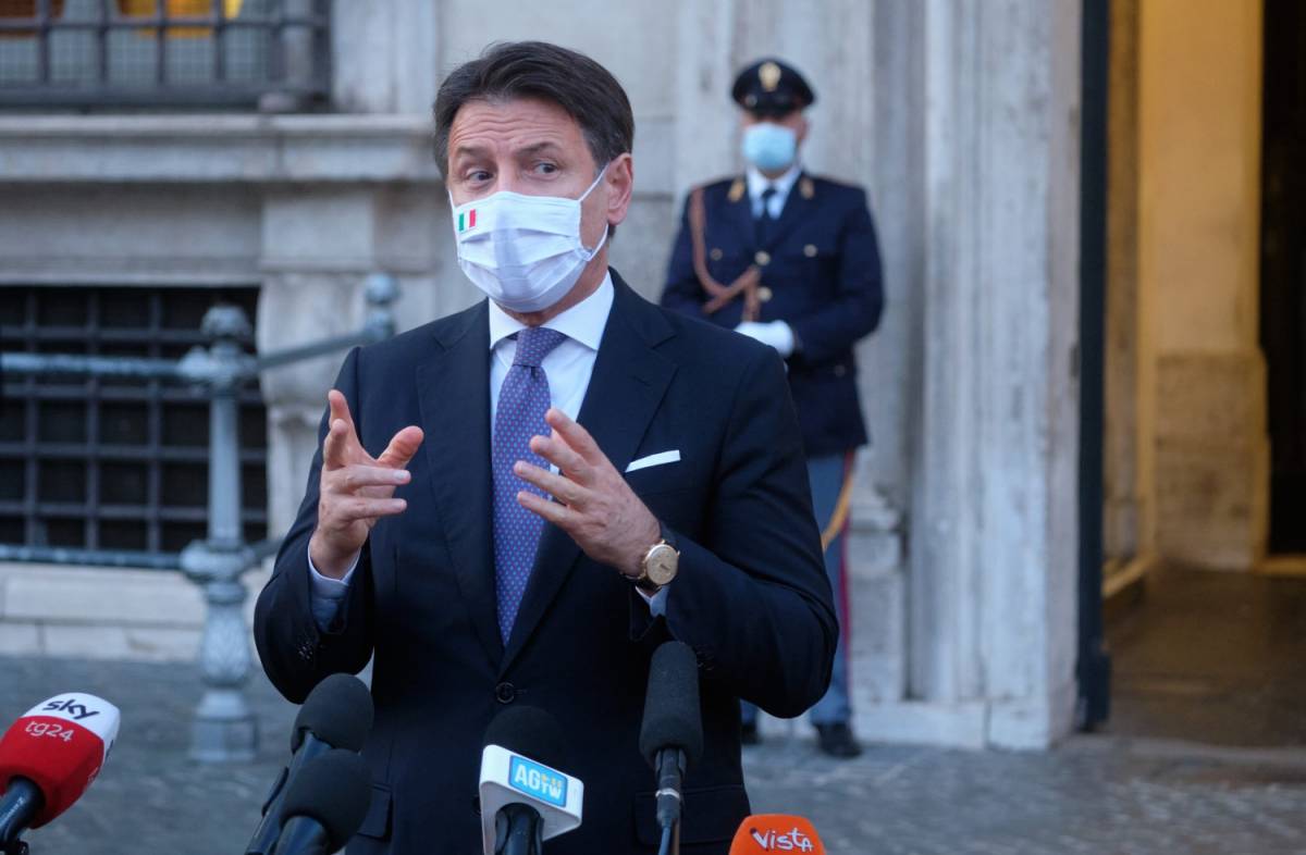 L'Italia vuole accodarsi a Francia e Regno Unito: tira aria di coprifuoco (con l'incognita sanzioni)