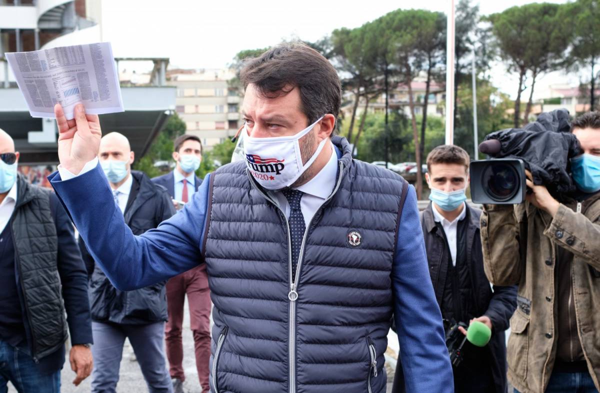 L'imbarazzo tra i leghisti. Salvini resta spiazzato dal rigorismo di Fontana