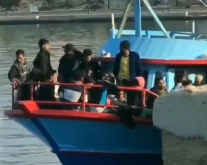 Lampedusa rischia il collasso: già sbarcati altri 250 migranti