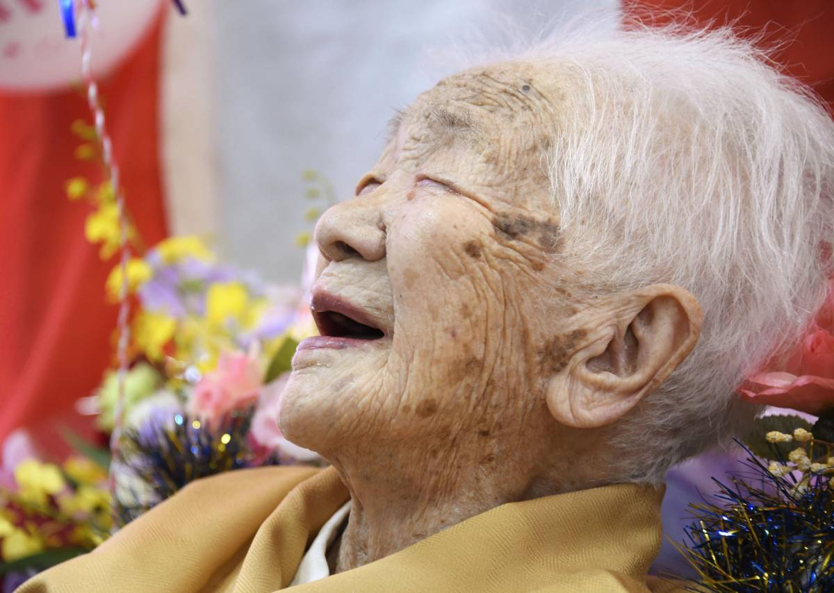 Tanaka, tedofora record a 118 anni