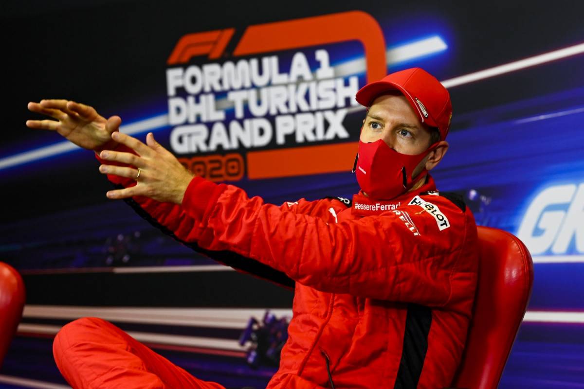 Vettel, lezione di guida e stile a Leclerc