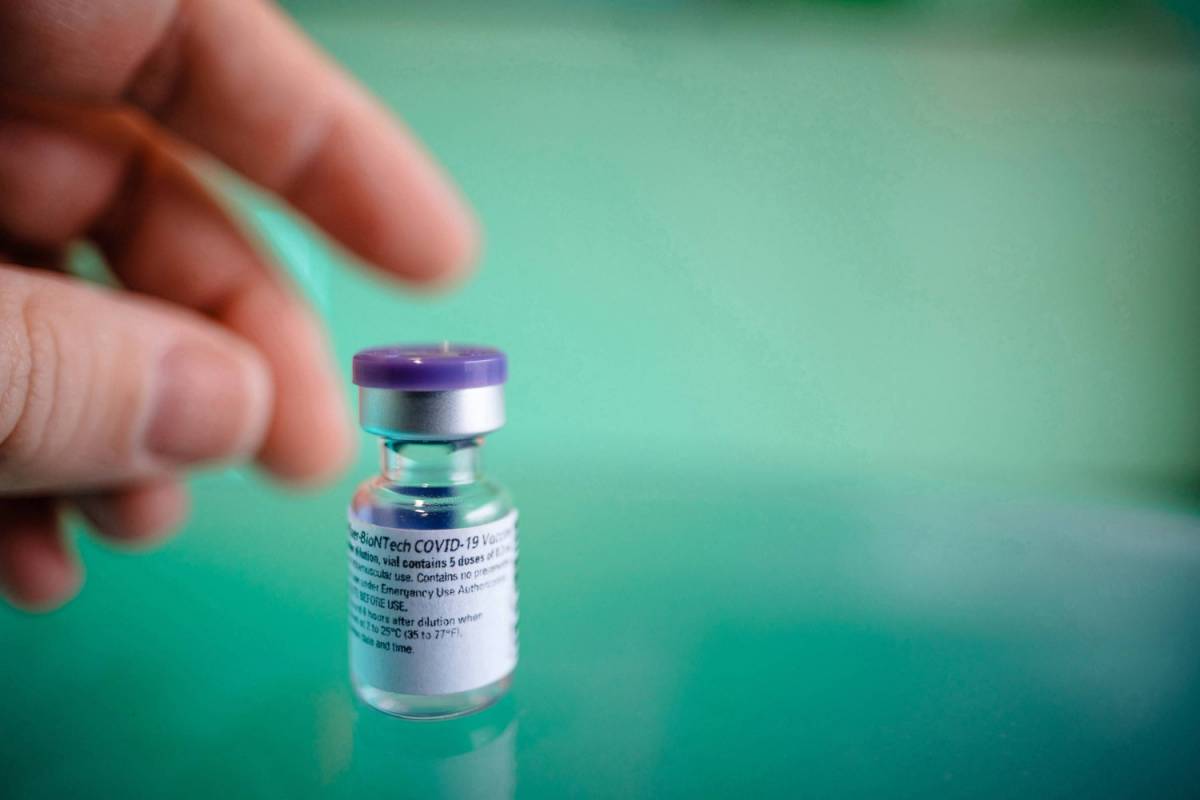 Dallo scongelamento all'iniezione: i cinque step della vaccinazione
