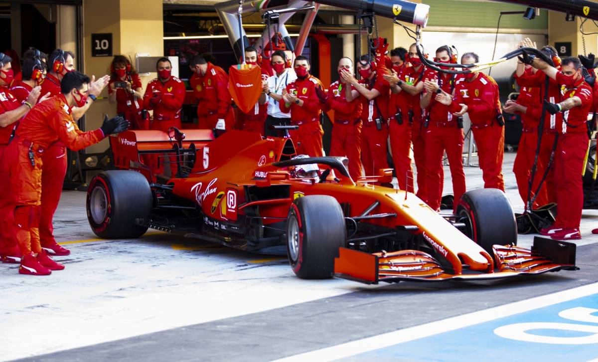 Vettel, il toccante saluto alla Ferrari e ai suoi tifosi