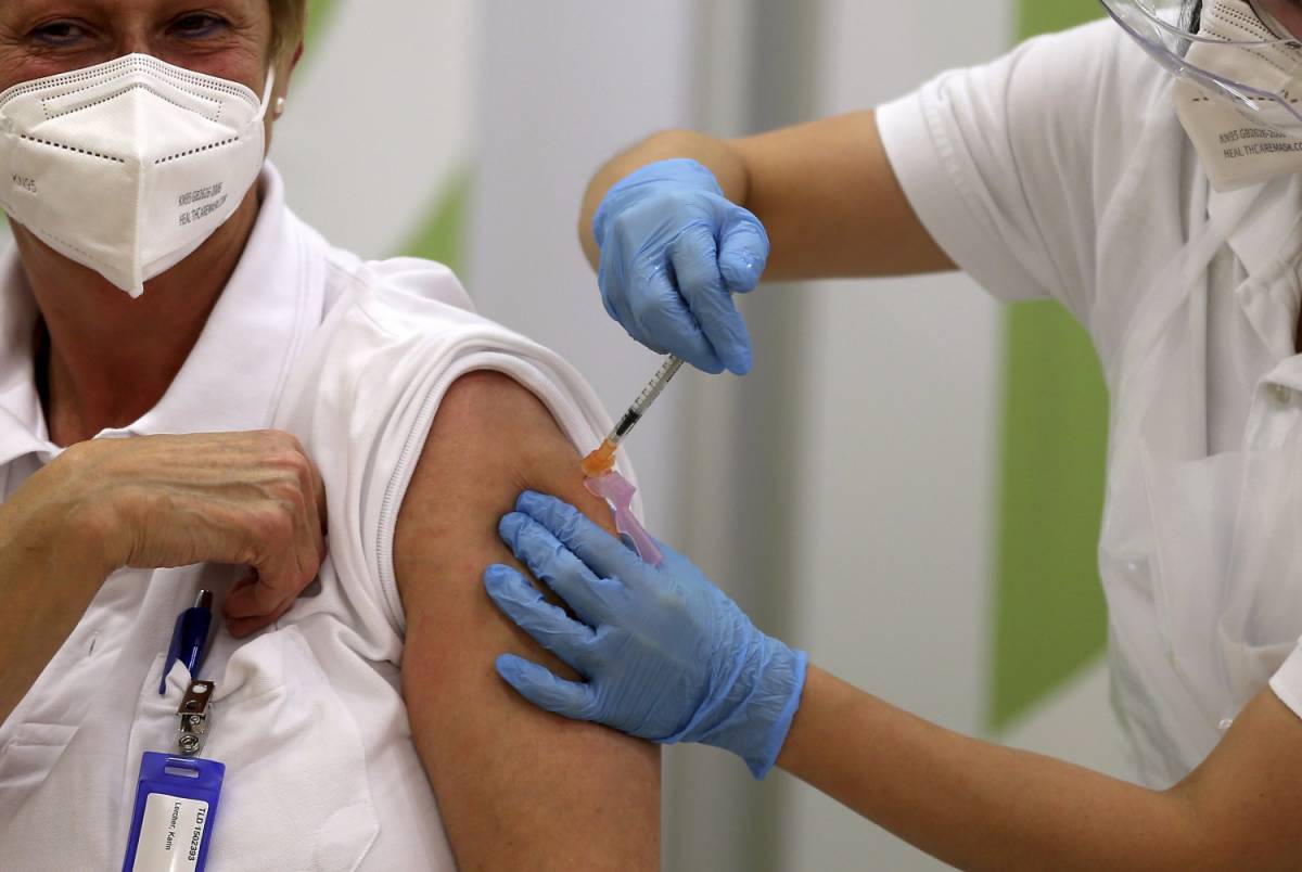 Vaccino, nel governo ora spunta il partito dell'obbligo