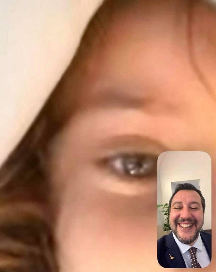 "Papà, ti fanno tornare a casa? Ti voglio bene": la telefonata della figlia a Salvini dopo il processo