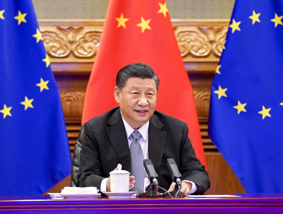 Se Xi "copia" l'emulo Di Maio "Abbiamo abolito la povertà"