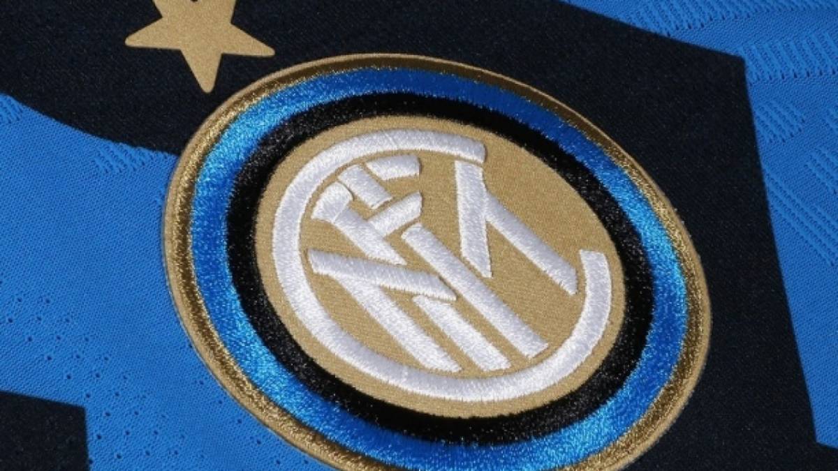 L'Inter cambia nome e logo: i tifosi si dividono. Cosa c'è dietro?