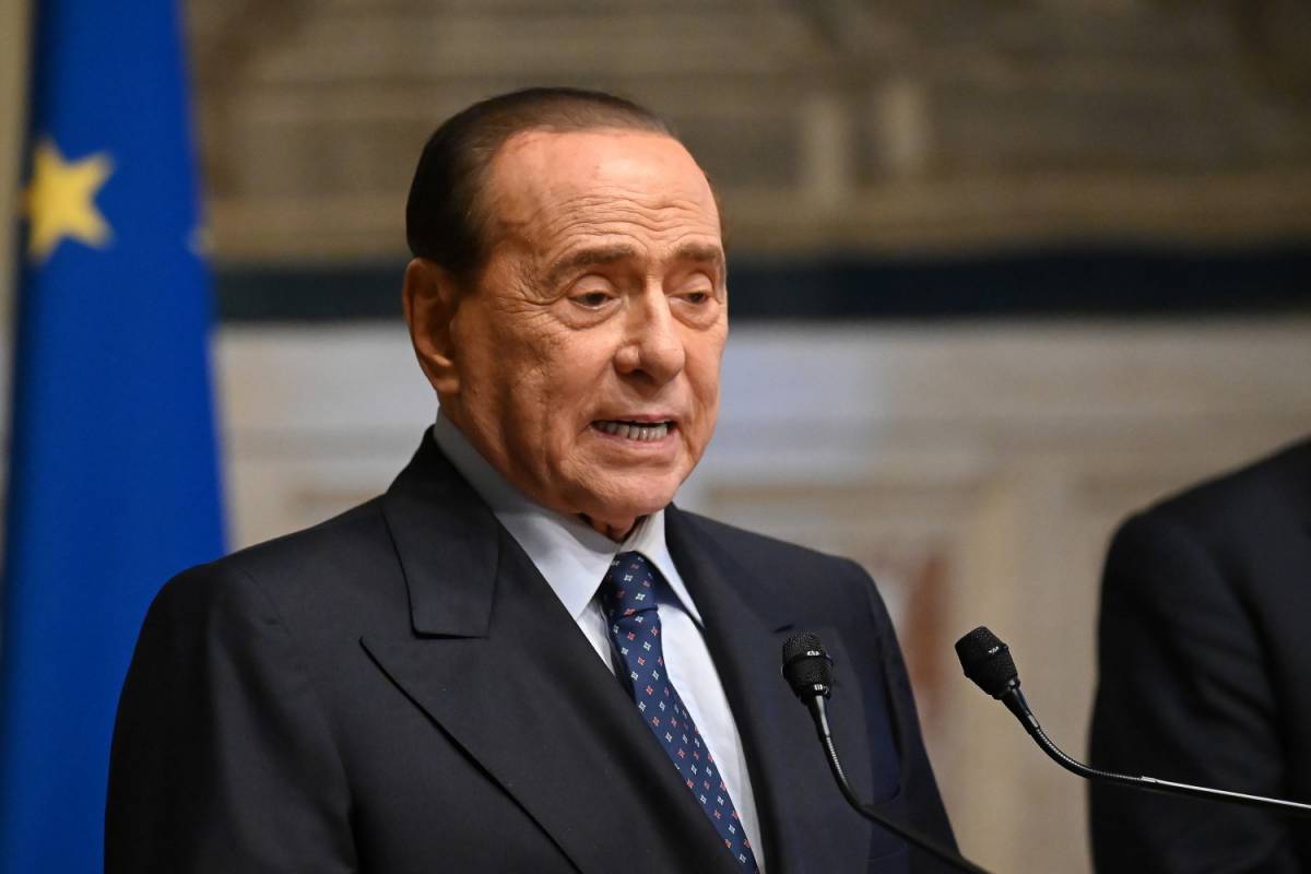 Berlusconi: "Draghi avrà bisogno di tempo, non fallirà neppure stavolta"