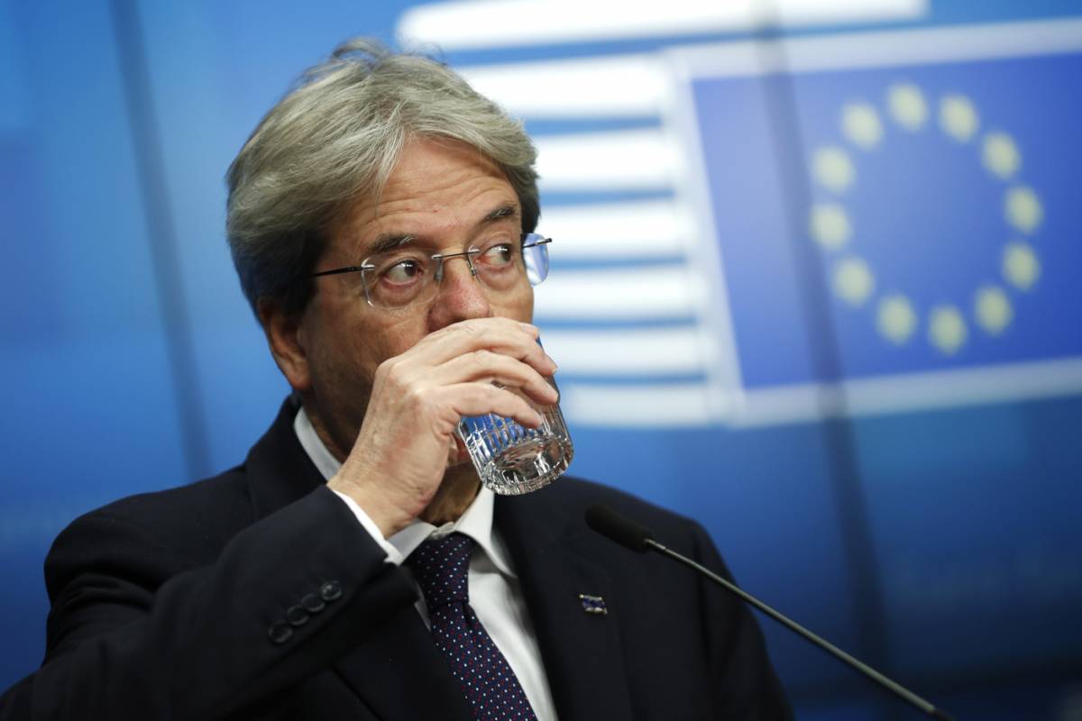 L'Europa avverte l'Italia: "Basta spese, serve investire"