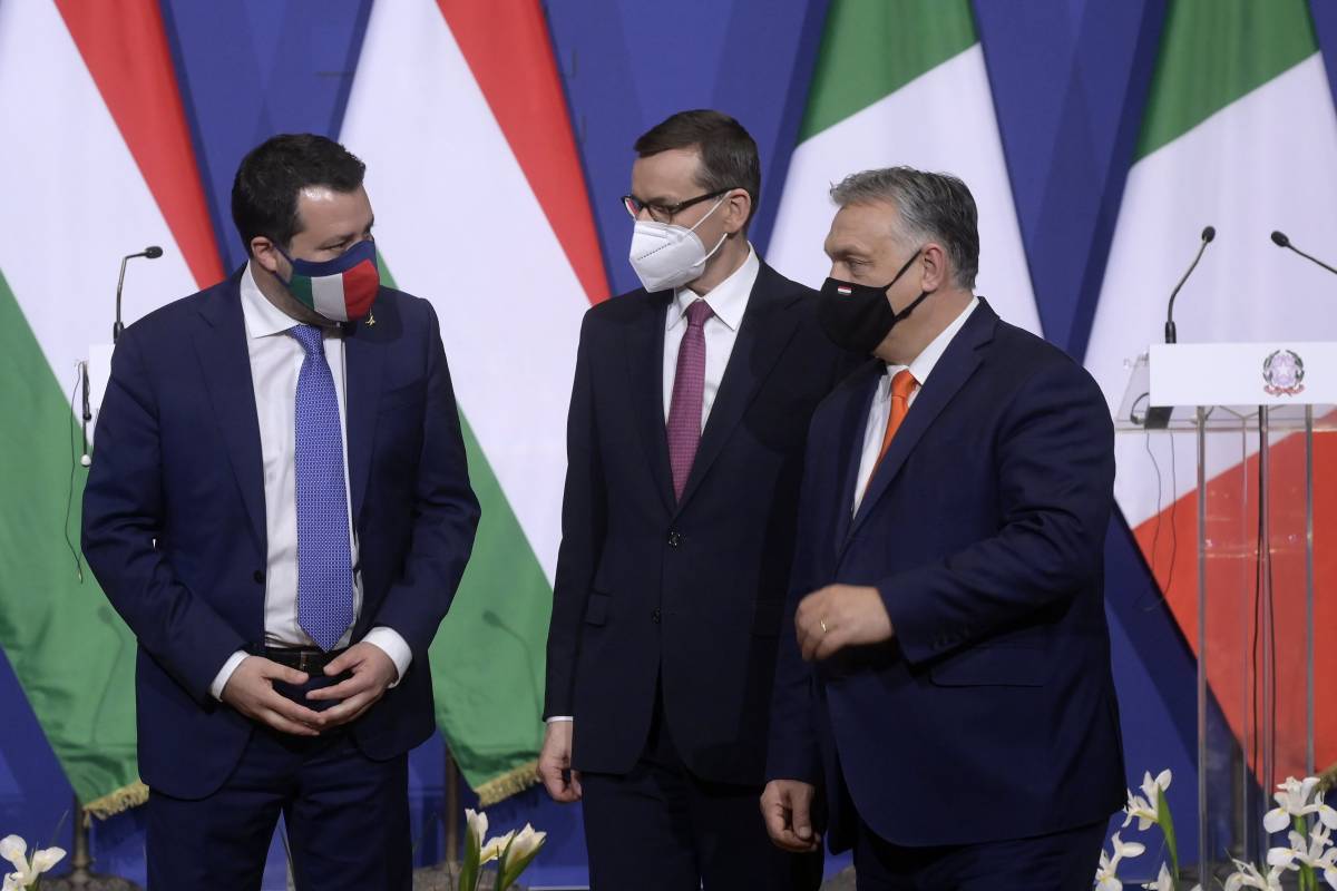 Salvini battezza l'alleanza per un "Nuovo Rinascimento sovranista"