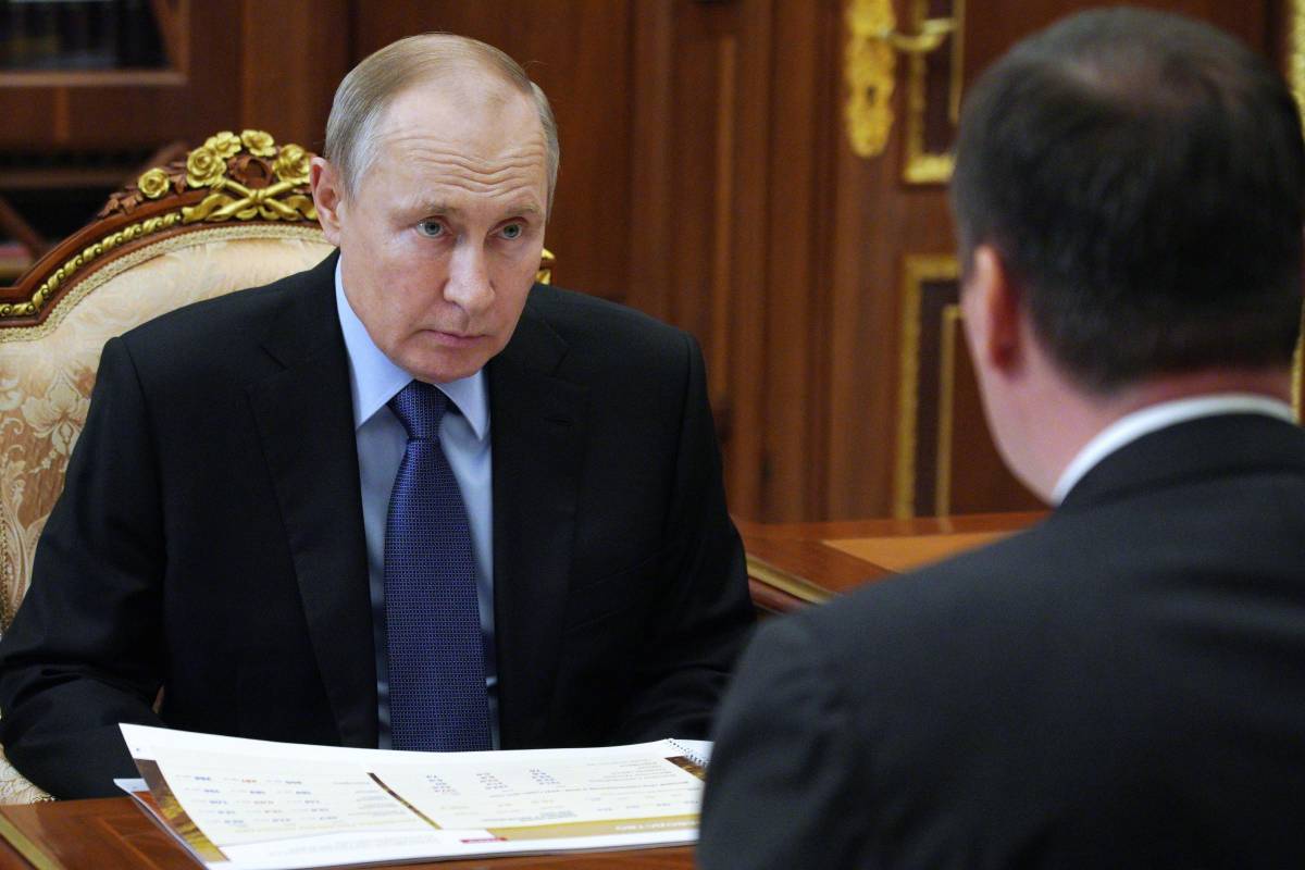 Presidente fino al 2036. Putin può battere Stalin. Navalny va in ospedale