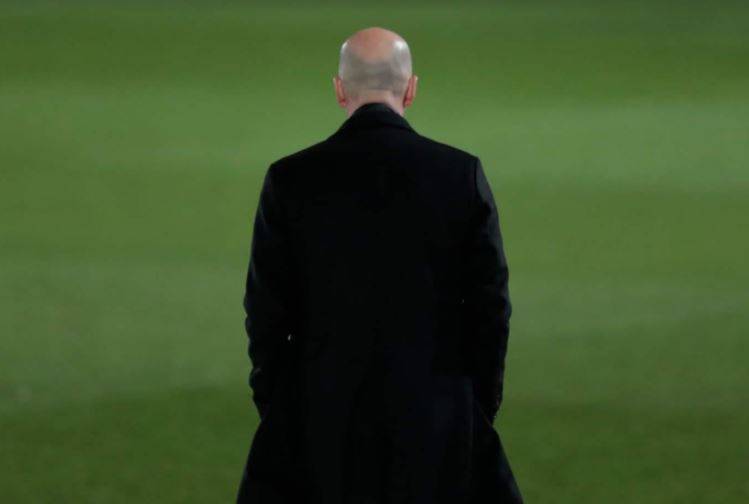 Un colpo di scena alla Juventus? La frase di Zidane accende il mercato panchine
