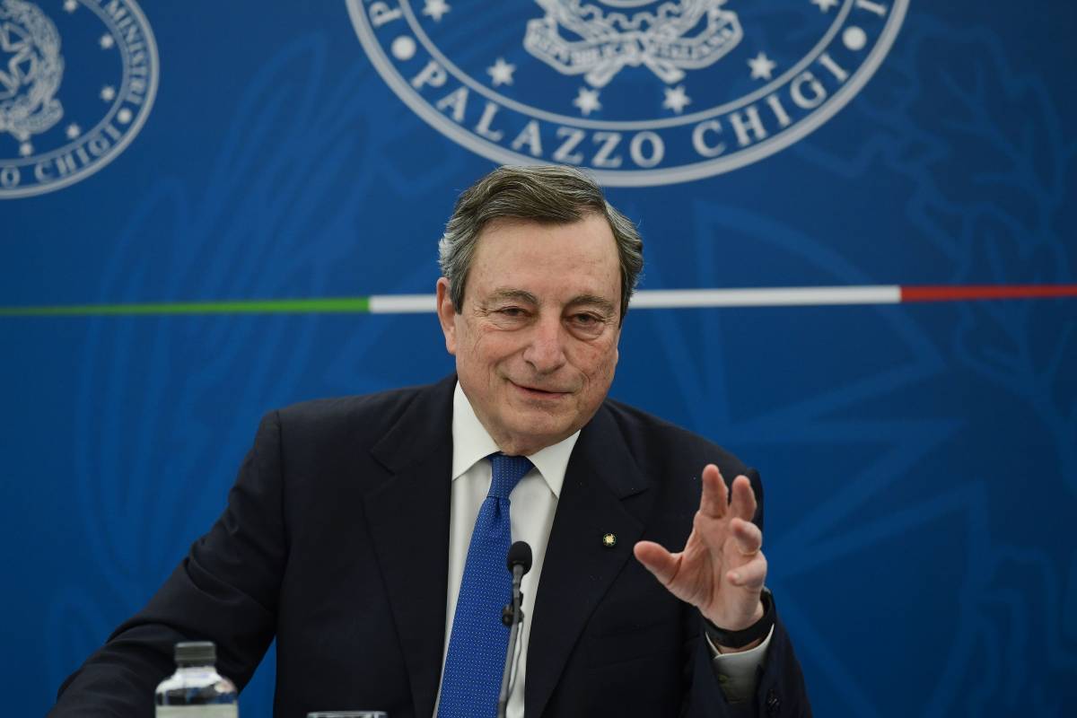 Economist incorona l'Italia. E le Cancellerie estere tifano per Draghi a Palazzo Chigi