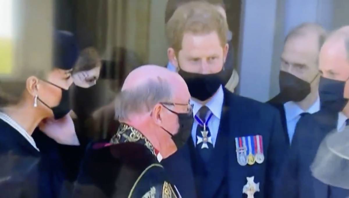 Prove di riavvicinamento in corso: William e Harry tornano a parlarsi