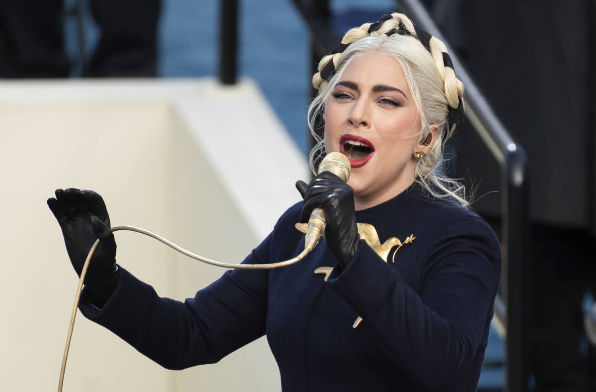 Lady Gaga  riappare con «Joker 2»  e nuovi brani