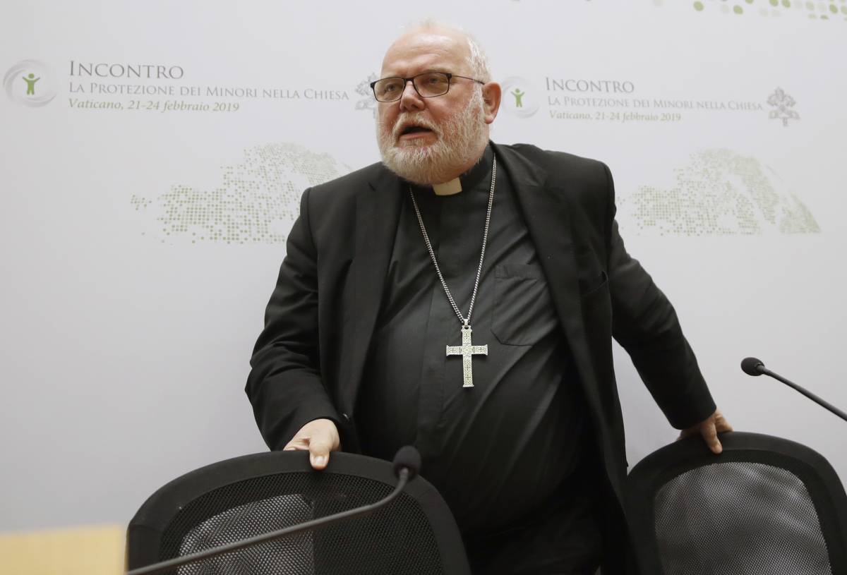 Il Papa e lo stop a Marx: "Dobbiamo chiedere la grazia della vergogna"