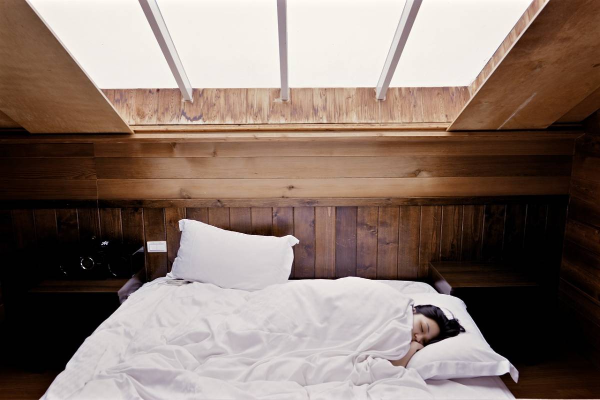 Paralisi del sonno, cos'è e come riconoscerla