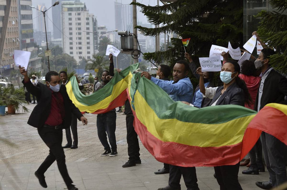 L'Etiopia ai cittadini: «Difendete Addis Abeba»