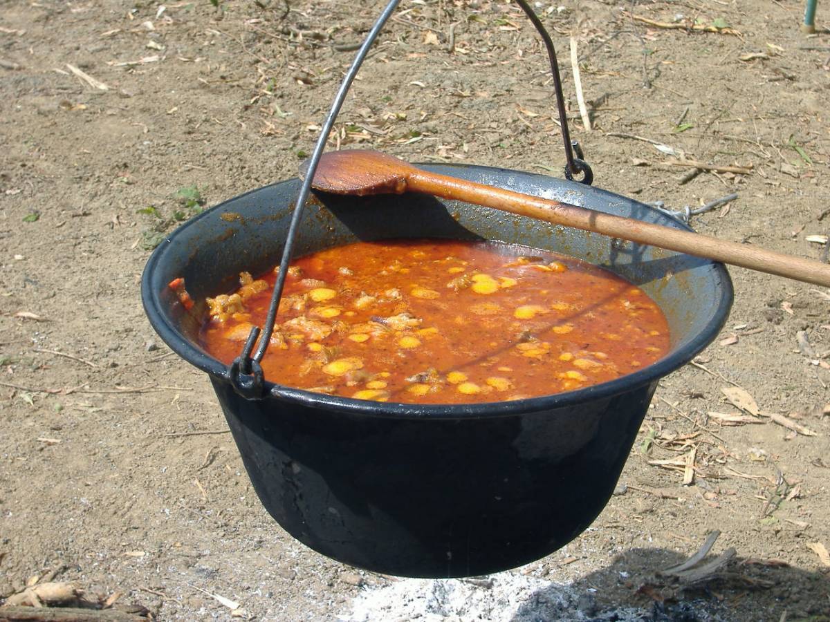 La morte orribile: "Divorato dalla zuppa bollente"