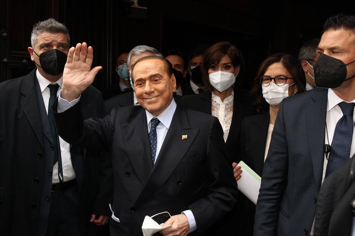 Berlusconi: "Il mio obiettivo finale è il partito unico"