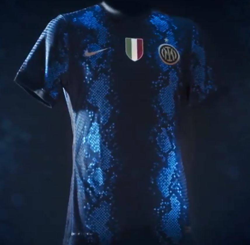 L'Inter ora cambia pelle. Sulla maglia