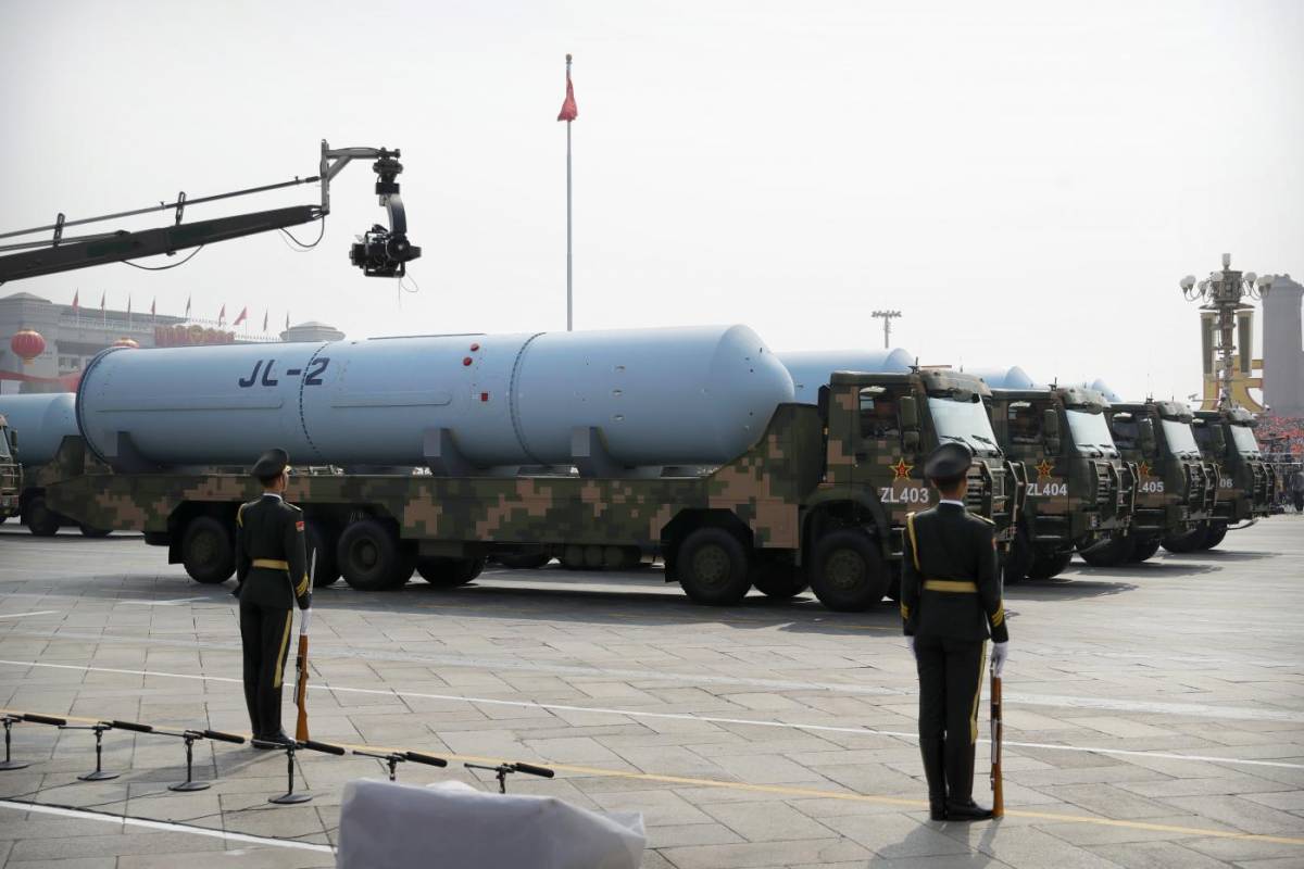 Missili ipersonici, portaerei e nuove armi: la Cina spende 232 miliardi per la guerra