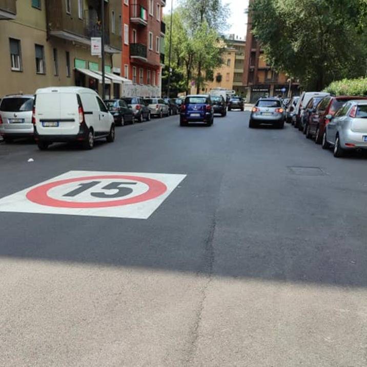Attenzione alla velocità: l'assurdo divieto a Milano