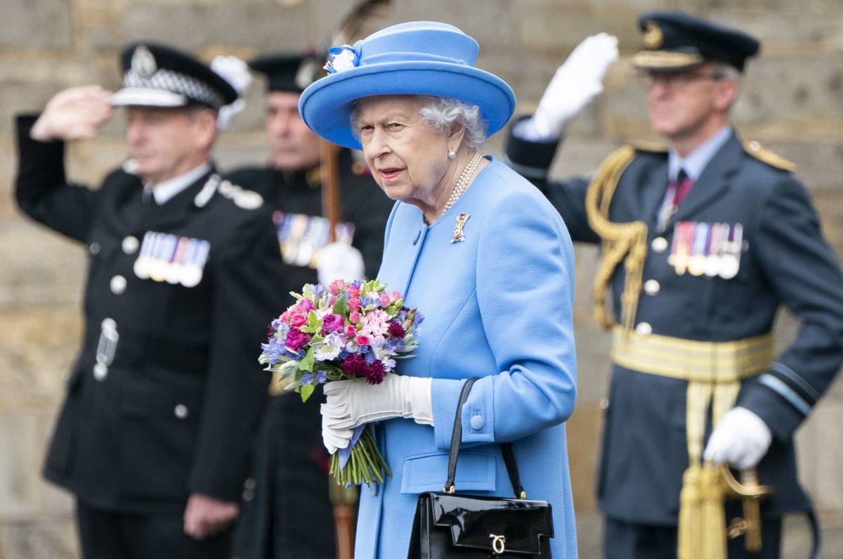 La nipote della regina Elisabetta tradita dal marito?