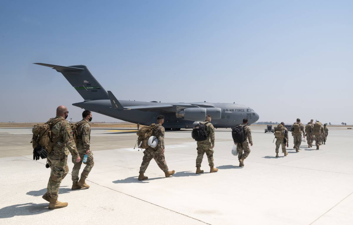 "Vittime all'aeroporto per spari americani" Ora il Pentagono indaga sul fuoco amico
