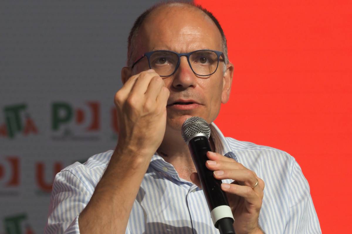 Il paradosso di Letta: "Attaccare Salvini per salvarsi..."