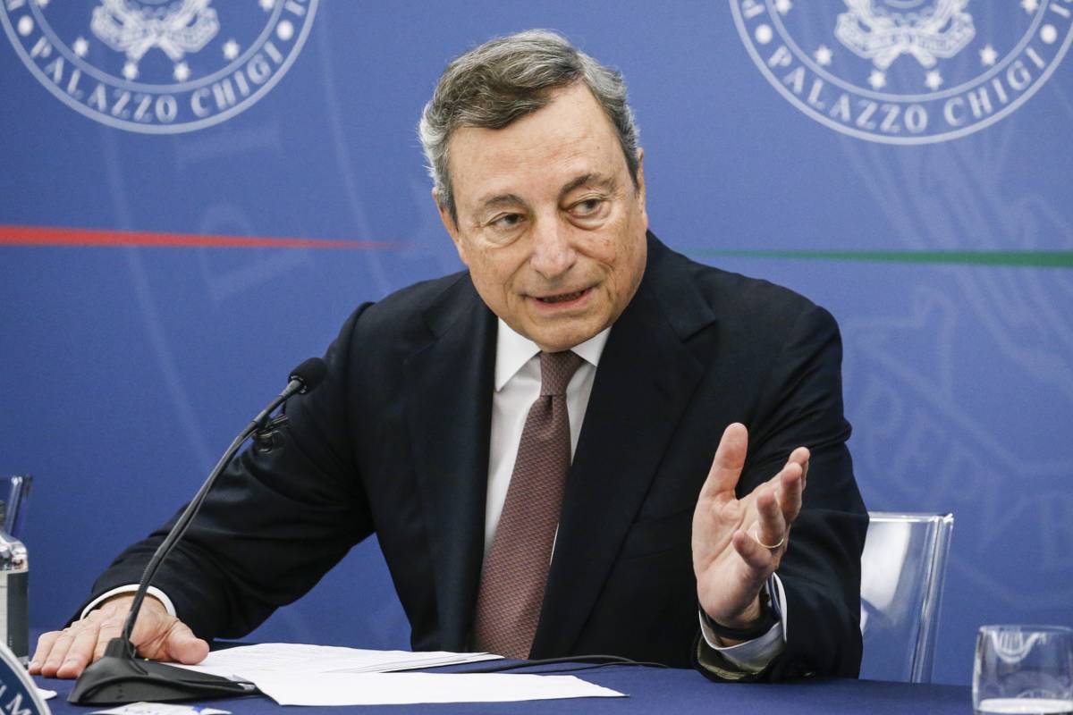 Draghi, monito sui fondi Ue. La Cei: uomo della provvidenza