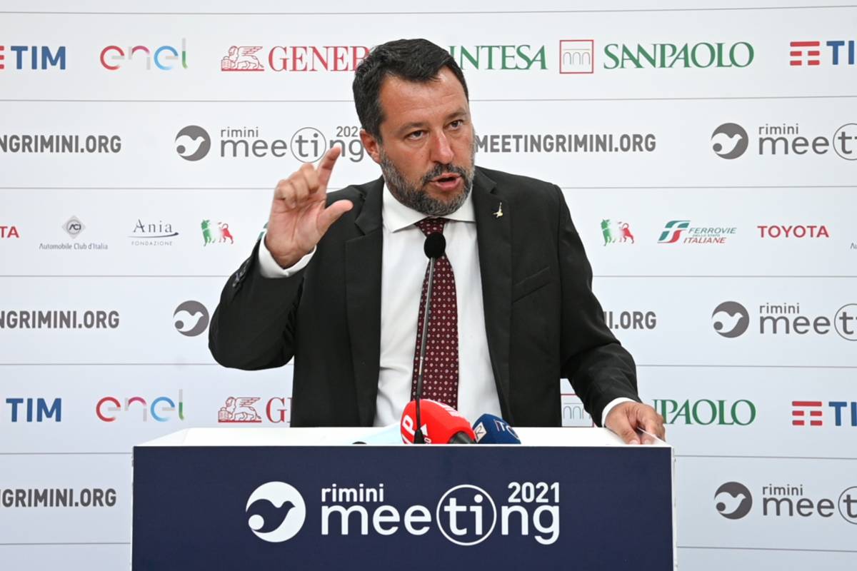 Salvini: "Il Pd? Ecco perché si deve vergognare"