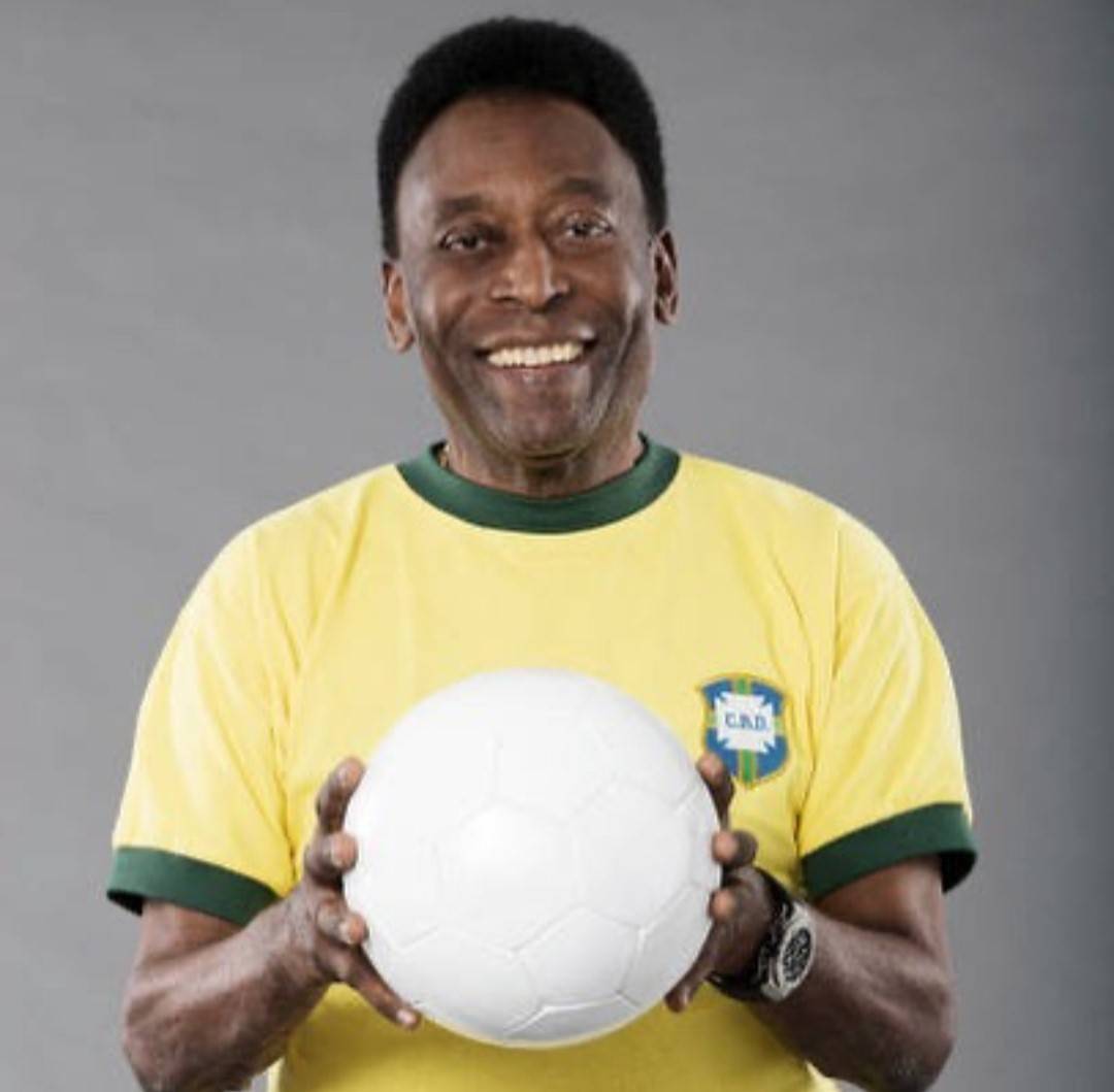 Pelé tiene in ansia il mondo del calcio: nuovo ricovero per O'Rey