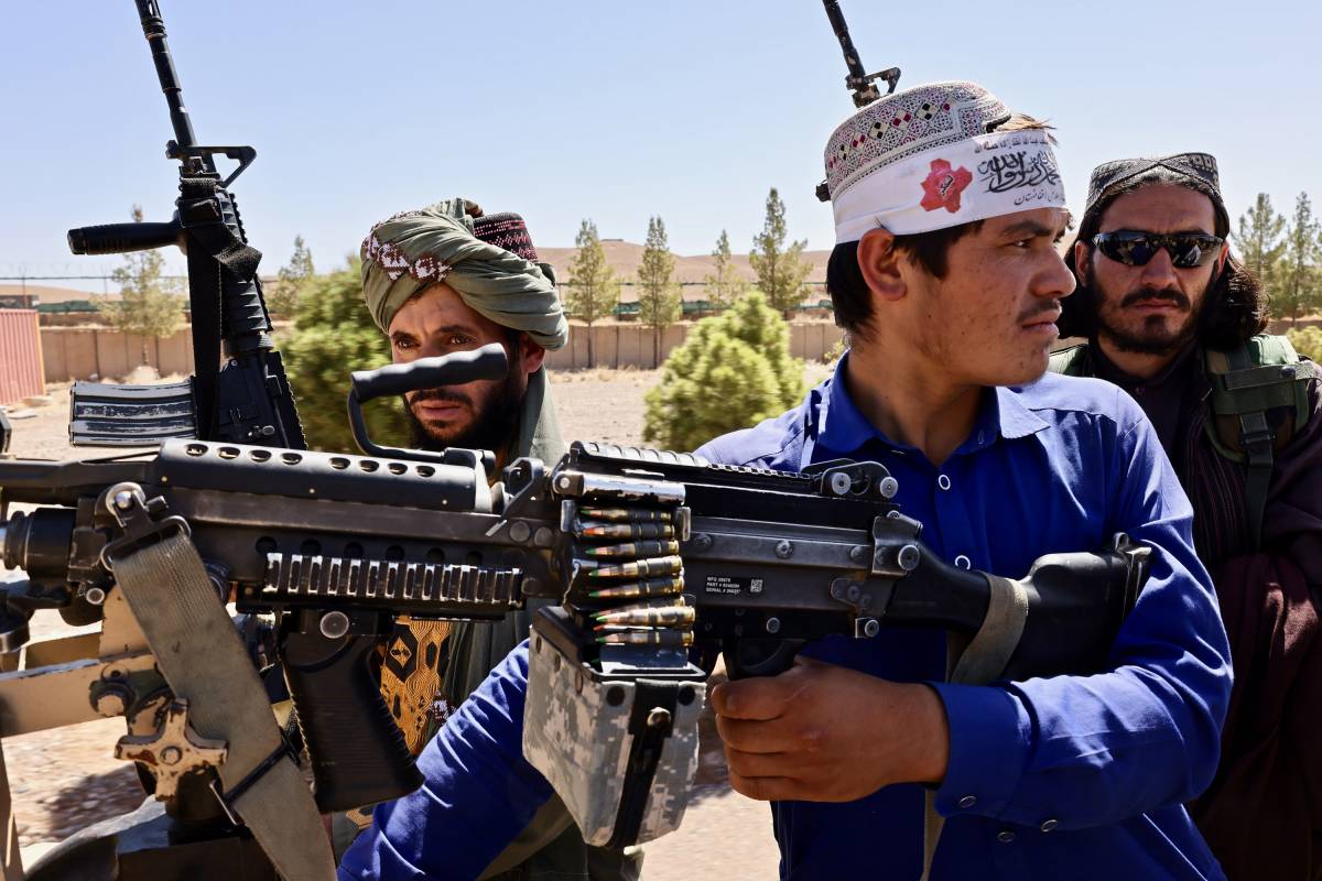 I Talebani in ansia per Kiev, "come paghiamo il gas?" e Prodi: quindi, oggi...