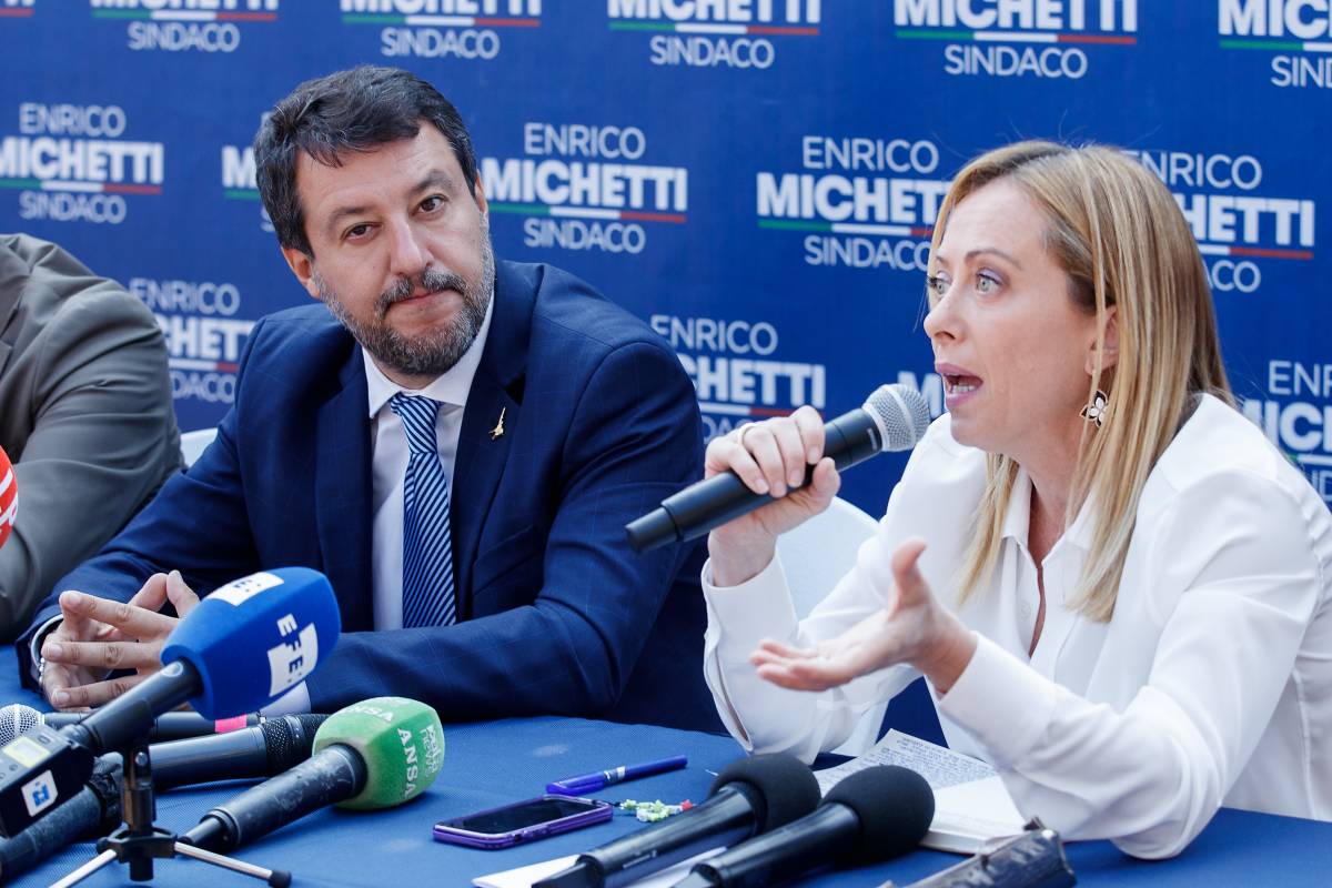 Lo schiaffo di Salvini e Meloni. Ma Forza Italia sta con l'Europa