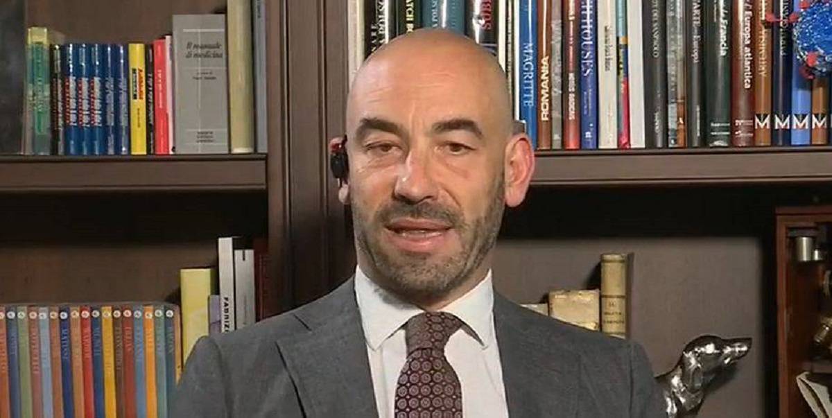 L'infettivologo Matteo Bassetti