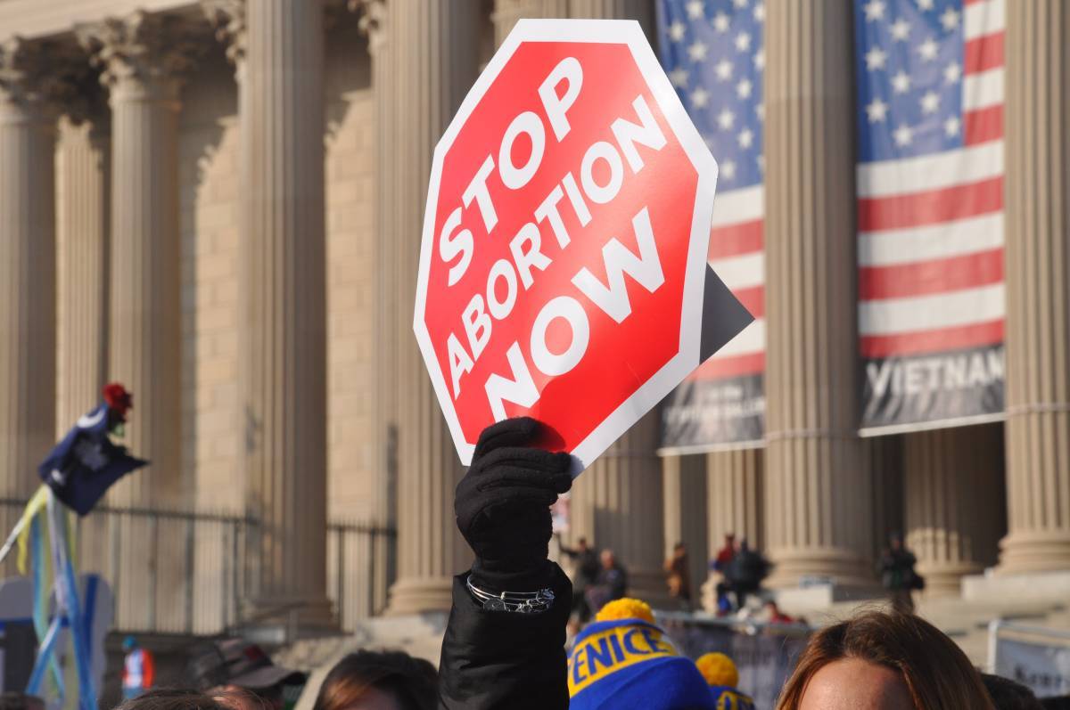 Aborto Usa, sinistra sotto choc. E Salvini: "Ultima parola sempre alla donna"