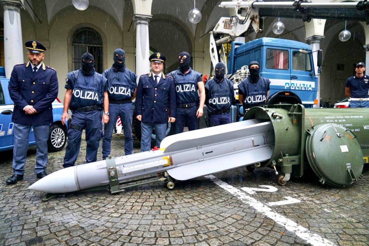 Missile per uccidere Salvini, il gip: "Pezzo d'arredamento"